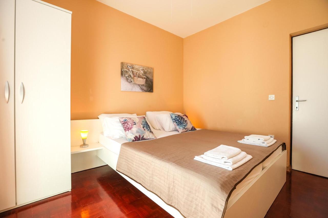 Apartments And Rooms Sinka 比奥格勒·纳·莫鲁 外观 照片