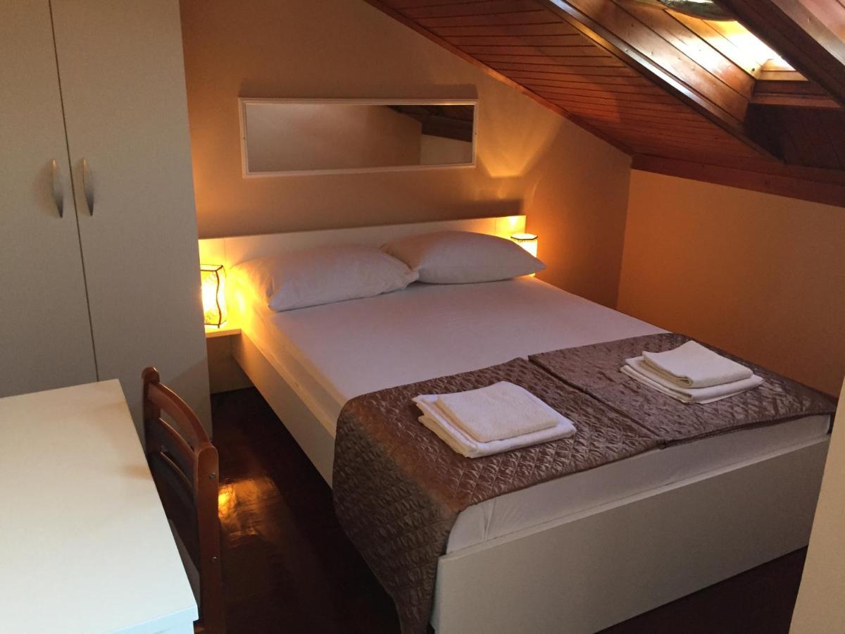 Apartments And Rooms Sinka 比奥格勒·纳·莫鲁 外观 照片